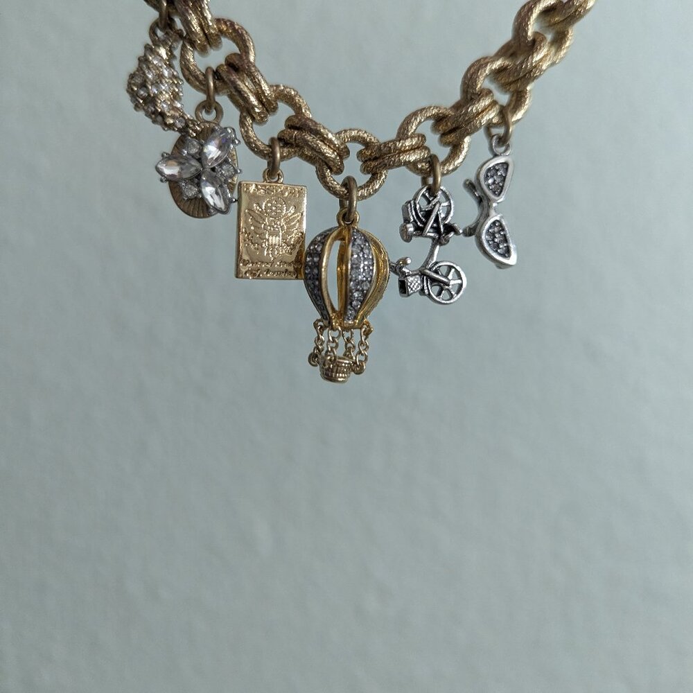 NWOT Banana Republic Charm Bracelet Gold - Picture 3 of 14